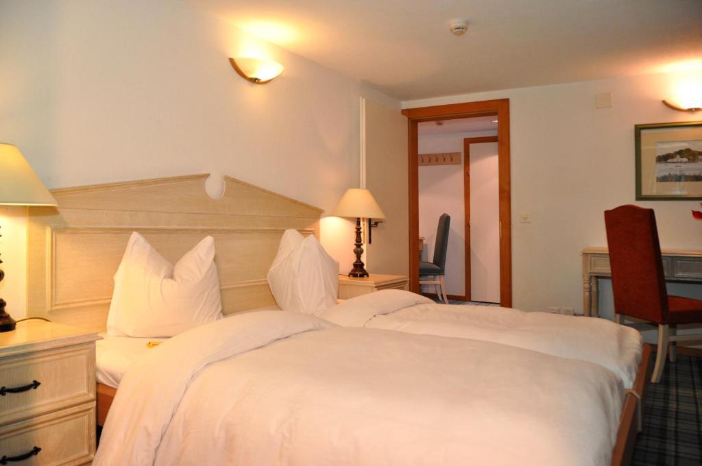 Hotel De La Paix Champéry Rum bild