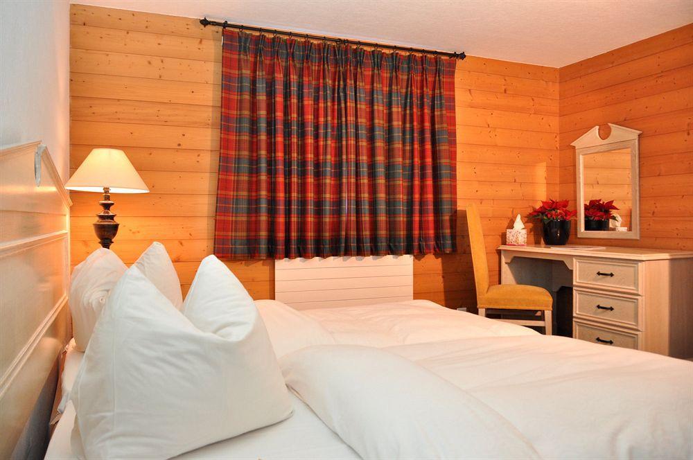 Hotel De La Paix Champéry Exteriör bild